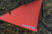 Load image into Gallery viewer, Huto Lifestyle Meat Throw Tarp + Stuff Sack Bags